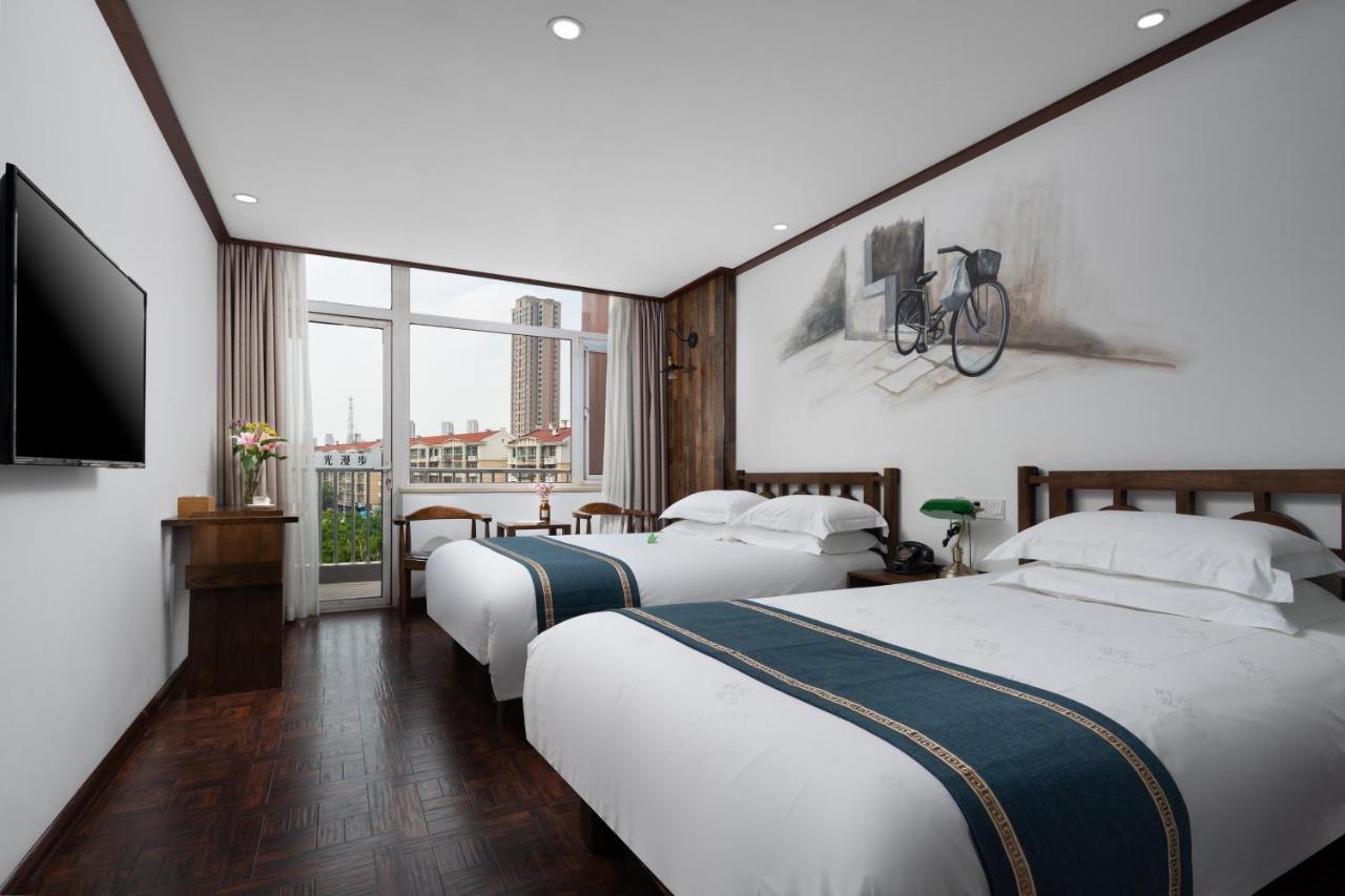 Nostalgia Hotel Near Tianjin Polar Ocean Word- Tianjin Fonte Joy World, 10 Minutes Drive Away From Tianjin Tanggu High-Speed Railway Station, Free Ice-Cream, Mineral Water, Snacks And Laundry Service, English Communication Well Екстер'єр фото