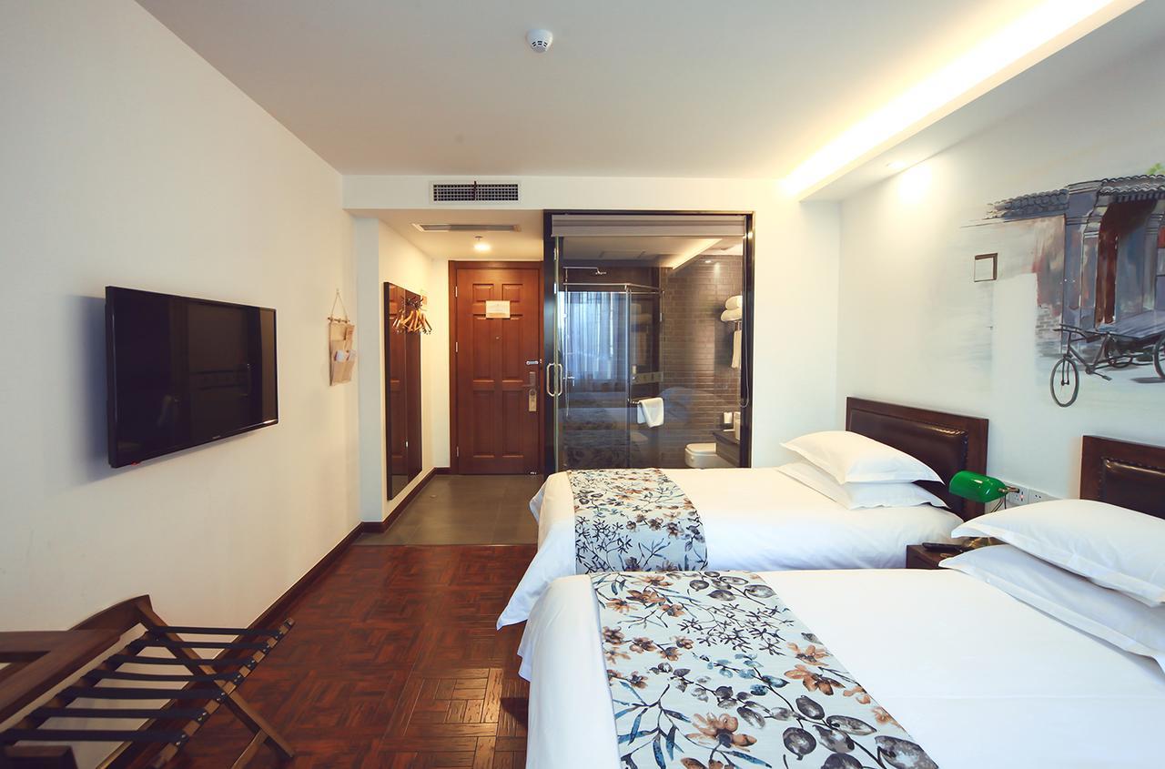 Nostalgia Hotel Near Tianjin Polar Ocean Word- Tianjin Fonte Joy World, 10 Minutes Drive Away From Tianjin Tanggu High-Speed Railway Station, Free Ice-Cream, Mineral Water, Snacks And Laundry Service, English Communication Well Екстер'єр фото