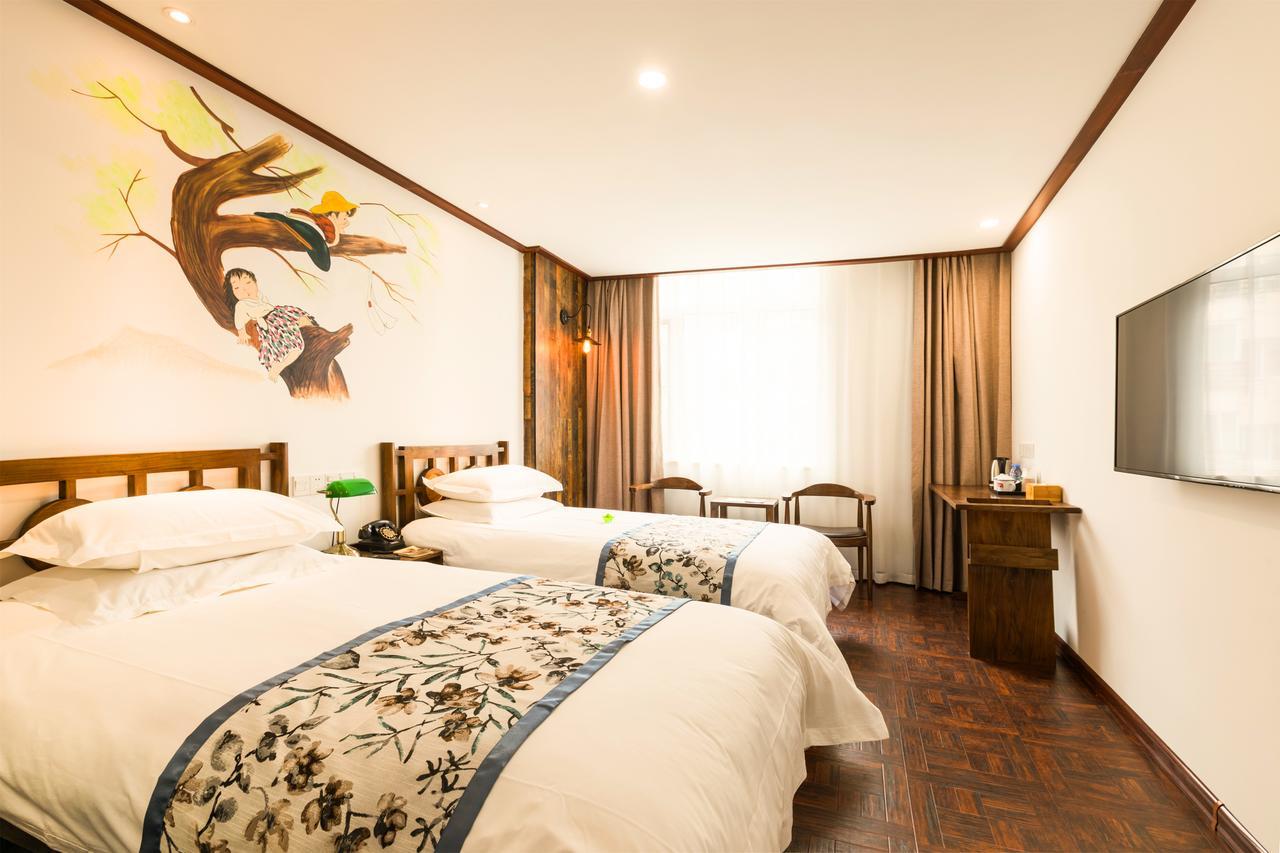 Nostalgia Hotel Near Tianjin Polar Ocean Word- Tianjin Fonte Joy World, 10 Minutes Drive Away From Tianjin Tanggu High-Speed Railway Station, Free Ice-Cream, Mineral Water, Snacks And Laundry Service, English Communication Well Екстер'єр фото