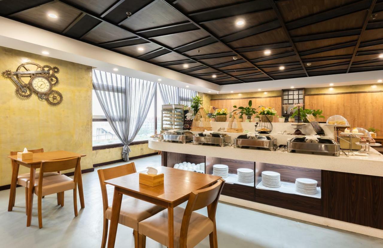 Nostalgia Hotel Near Tianjin Polar Ocean Word- Tianjin Fonte Joy World, 10 Minutes Drive Away From Tianjin Tanggu High-Speed Railway Station, Free Ice-Cream, Mineral Water, Snacks And Laundry Service, English Communication Well Екстер'єр фото