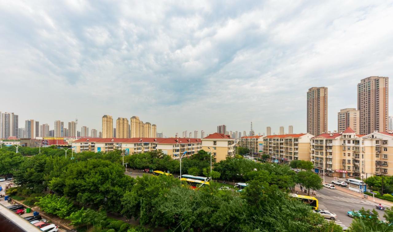 Nostalgia Hotel Near Tianjin Polar Ocean Word- Tianjin Fonte Joy World, 10 Minutes Drive Away From Tianjin Tanggu High-Speed Railway Station, Free Ice-Cream, Mineral Water, Snacks And Laundry Service, English Communication Well Екстер'єр фото